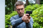 Robin Sondermann spielt seit Beginn der Krimi-Reihe "In Wahrheit" den Kollegen der Hauptkommissarin Judith Mohn, Freddy Breyer. Im Team lösen sie die Fälle, die sich manches Mal bis nach Frankreich erstrecken. Robin Sondermann spielt seit Beginn der Krimi-Reihe "In Wahrheit" den Kollegen der Hauptkommissarin Judith Mohn, Freddy Breyer. Im Team lösen sie die Fälle, die sich manches Mal bis nach Frankreich erstrecken.