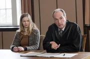Milena R&ouml;nert (Emilia Bernsdorf, l.); Markus Gellert (Herbert Knaup, r.)