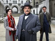 (v.li.): Maude (Sarah Smart), Hercule Poirot (David Suchet), James Bentley (Joe Absolom)