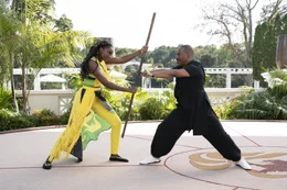 Meeka (KiKi Layne, l.); Prinz Akeem (Eddie Murphy, r.)