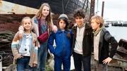Ein ungleiches, aber starkes Team (v.l.n.r.): Clari (Charlotte Martz), Alice (Emilia Flint), Hanna (Linda Madita), Tarun (Caspar Fischer-Ortmann) und Jonny (Leander P&uuml;tz).