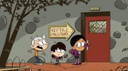 Lincoln, Adelaide und Ronnie Anne gehen in das Reptilienhaus.  +++