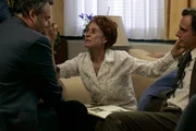 LAW & ORDER: CRIMINAL INTENT -- "Endgame" Episode 6021 -- Pictured: (l-r) Vincent D'Onofrio as Det. Robert Goren, Rita Moreno as Frances Goren, Tony Goldwyn as Frank Goren.