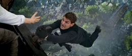 Ethan Hunt (Tom Cruise)