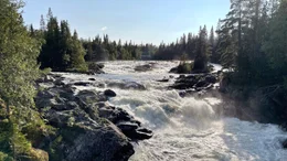 Der Wasserfall T&auml;nnforsen bei &Aring;re.