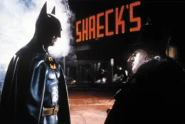 Zuerst von links: Batman (Michael Keaton)
