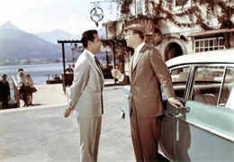 L-R: Dr. Siedler (Adrian Hoven), Leopold Brandmeyer (Peter Alexander)