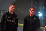 Josh Folsom (Matt Lauria, l.) und Greg Sanders (Eric Szamanda, r.)  +++
