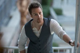 Francis (Sam Rockwell) hat viele Feinde aus seinem alten Leben, die jede Gelegenheit nutzen, um ihn anzugreifen. Ob er sich immer verteidigen kann?; Francis (Sam Rockwell) hat viele Feinde aus seinem alten Leben, die jede Gelegenheit nutzen, um ihn anzugreifen. Ob er sich immer verteidigen kann?