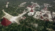 Mitten im Dschungel Guatemalas: Ruinen und Tempel der Maya-Stadt Tikal.