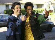 Die beiden haben es immer noch faustdick hinter den Ohren: J.D. (Zach Braff, l.) und Turk (Donald Faison, r.) sind für jeden Streich zu haben.