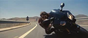 Ein Rennen gegen die Zeit beginnt. Ethan Hunter (Tom Cruise) riskiert alles, um Syndikat-Chef Solomon zu besiegen ...