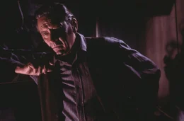 John Benedict (William Holden). Weiteres Bildmaterial finden Sie unter www.br-foto.de.