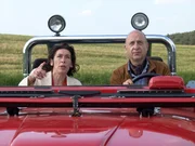 Sorgen f&uuml;r eine Trauung mit Hindernissen: Gerlinde (Adele Neuhauser, l.) und Gatte (Michael Sch&ouml;nborn, r.) ...