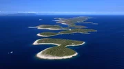 Urlaubsidylle im Adriatischen Meer: Die "H&ouml;lleninseln" vor Hvar locken mit himmlischen Buchten.