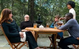 Catherine Keener (Missy Armitage), Bradley Whitford (Dean Armitage), Allison Williams (Rose Armitage), Betty Gabriel (Georgina), Daniel Kaluuya (Chris Washington).