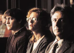 Die Trauerfamilie Jake Gyllenhaal als Joe Nast, Susan Sarandon als Jojo Fluss, Dustin Hoffman als Ben Floss