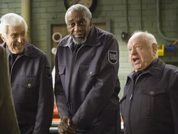 L-R: Cecil (Dick Van Dyke), Reginald (Bill Cobbs), Gus (Mickey Rooney)
