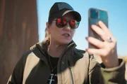 SRF DOK: Konservativ, weiblich, einflussreich - Rechte Aktivistinnen in den USA. Christie Hutcherson hat sich dem Kampf gegen Migration verschrieben. Sie fühlt sich von Gott berufen, um Amerika zu schützen.