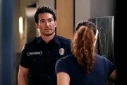 Station 19 Staffel 6 Folge 14 Jay Hayden als Travis Montgomery, Jaina Lee Ortiz als Andy Herrara
