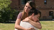 Geschwisterliebe: Luisa (Anna-Lena Schwing) und ihr Bruder Ben (Oskar Netzel)
