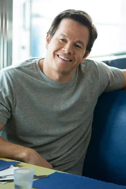 Seinem pl&uuml;schigen Kumpel steht John (Mark Wahlberg) jederzeit zur Seite.
