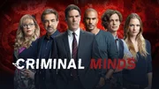 (11. Staffel) - Ein starkes Team, das jeden Serientäter zur Strecke bringt: Dr. Spencer Reid (Matthew Gray Gubler, 2.v.r.), Derek Morgan (Shemar Moore, 3.v.r.), Aaron Hotchner (Thomas Gibson, 3.v.l.), David Rossi (Joe Mantegna, 2.v.l.), Jennifer 'JJ' Jareau (AJ Cook, r.) und Penelope Garcia (Kirsten Vangsness, l.) ...