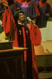 Die Blues Brothers wollen Geld sammeln um die Schlie&szlig;ung des Waisenhauses zu verhindern. Zu einer regelrechten Mission wird die Aufgabe w&auml;hrend des Besuches in einer Gospel-Kirche. Jake und Elwood werden von Reverend Cleophus James (James Brown) g&ouml;ttlich erleuchtet ...
