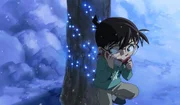 Ein neuer Fall für Detektiv Conan (Bild) und die Detective Boys: Nach einem Bombenanschlag auf die U-Bahn in Tokio, wird im Dorf Kitanosawa ein Mord begangen. Hängen das Attentat und der Mord mit einem Dammbau in dem kleinen Ort zusammen? Ein neuer Fall für Detektiv Conan (Bild) und die Detective Boys: Nach einem Bombenanschlag auf die U-Bahn in Tokio, wird im Dorf Kitanosawa ein Mord begangen. Hängen das Attentat und der Mord mit einem Dammbau in dem kleinen Ort zusammen?