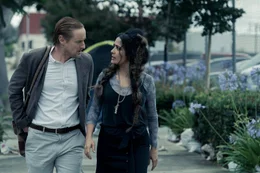 Greg Wittle (Owen Wilson) und Isabel Clemens (Salma Hayek)