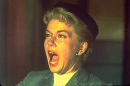 Der Urlaub in Marokko l&auml;uft alles andere als geplant - Jo McKenna (Doris Day) ger&auml;t in einen absoluten Albtraum ...