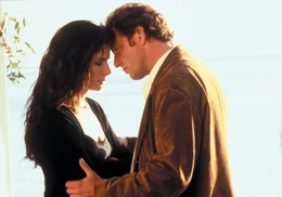 Sally (Sandra Bullock) verliebt sich in den sympathischen, warmherzigen Polizisten Gary Hallet (Aidan Quinn). Wird er nun  auch Opfer des Fluchs und  sirbt einen fr&uuml;hzeitigen, unnat&uuml;rlichen Tod?