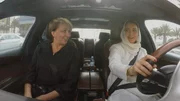 Zwischen Reform und Repression: In Saudi-Arabien ist Autofahren Frauen erst seit 2018 erlaubt. Zwischen Reform und Repression: In Saudi-Arabien ist Autofahren Frauen erst seit 2018 erlaubt.