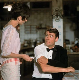 Audrey Hepburn and Peter O'Toole in How to Steal a Million (1966)