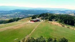 Der Galgenberg bei Grunau profitiert von der Thermik der Schneekoppe/Riesengebirge und ist das Mekka der Segelflieger