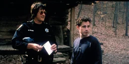 L - R: Giuseppe Andrews als adjoint Winston, Rider Strong als Paul