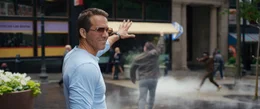 Guy (Ryan Reynolds)