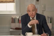 Harry Goldenblatt (Evan Handler)