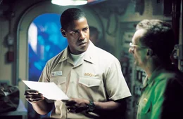 Ron Hunter (Denzel Washington, l.), Lt. Roy Zimmer (Matt Craven)