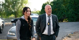 Fassungslos m&uuml;ssen der FBI-Agent Karl Helter (Bruce Willis) und seine Kollegin Rebecca Lombardi (Megan Fox) feststellen, dass der Serienm&ouml;rder schon wieder zugeschlagen hat.