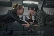 Tulsa (Britt Robertson) und Gardner (Asa Butterfield)