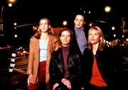 Ledige Frauen scheinen für verheiratete Frauen Lieblingsfeindbilder zu sein - diese Erfahrungen machen (v.l.n.r.) Carrie (Sarah Jessica Parker), Miranda (Cynthia Nixon), Charlotte (Kristin Davis) und Samantha (Kim Cattrall).