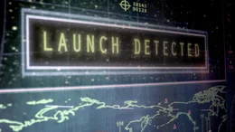Am 11. Januar 2007 testet China eine Anti-Satelliten-Waffe und schie&szlig;t einen ausgedienten chinesischen Satelliten ab. Die kreisenden Tr&uuml;mmer sind seitdem eine st&auml;ndige Gefahr f&uuml;r andere Satelliten.