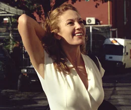 Unter der Sonne, dem Regen und dem Schnee der Toskana beginnt Frances (Diane Lane) ein neues Leben ...