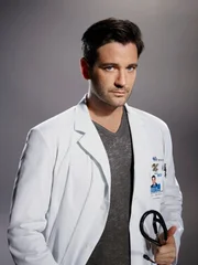 Connor Bradhaw (Colin Donnell)
