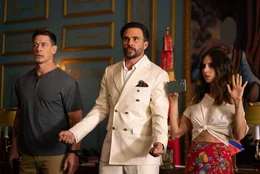 (v.l.n.r.) Mason Pettits (John Cena); Pr&auml;sident Juan Venegas (Juan Pablo Raba); Claire Wellington (Alison Brie)