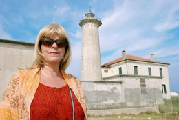 Conny Herzog (Elfi Eschke).