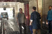 Bosch Staffel 1 Folge 6 Befragung in der Waschanlage: Titus Welliver als Harry Bosch, Shawn Hatosy als Johnny Stokes, Jamie Hector als Jerry Edgar