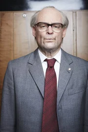 Max Giermann als Erich Honecker.