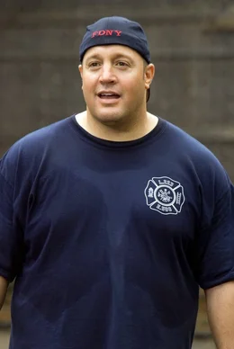 Kevin James (Larry Valentine).
